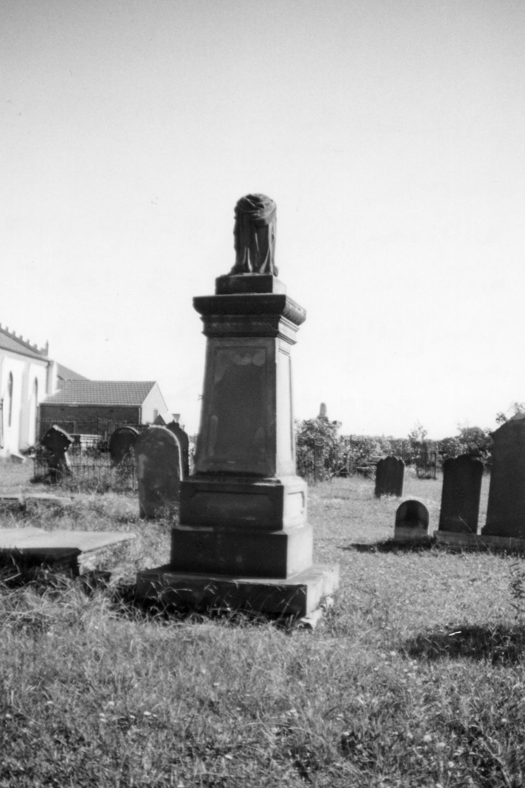 Elyard grave at St  Peters before it collapsed