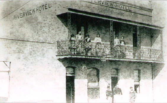 Barden's Riverview Hotel